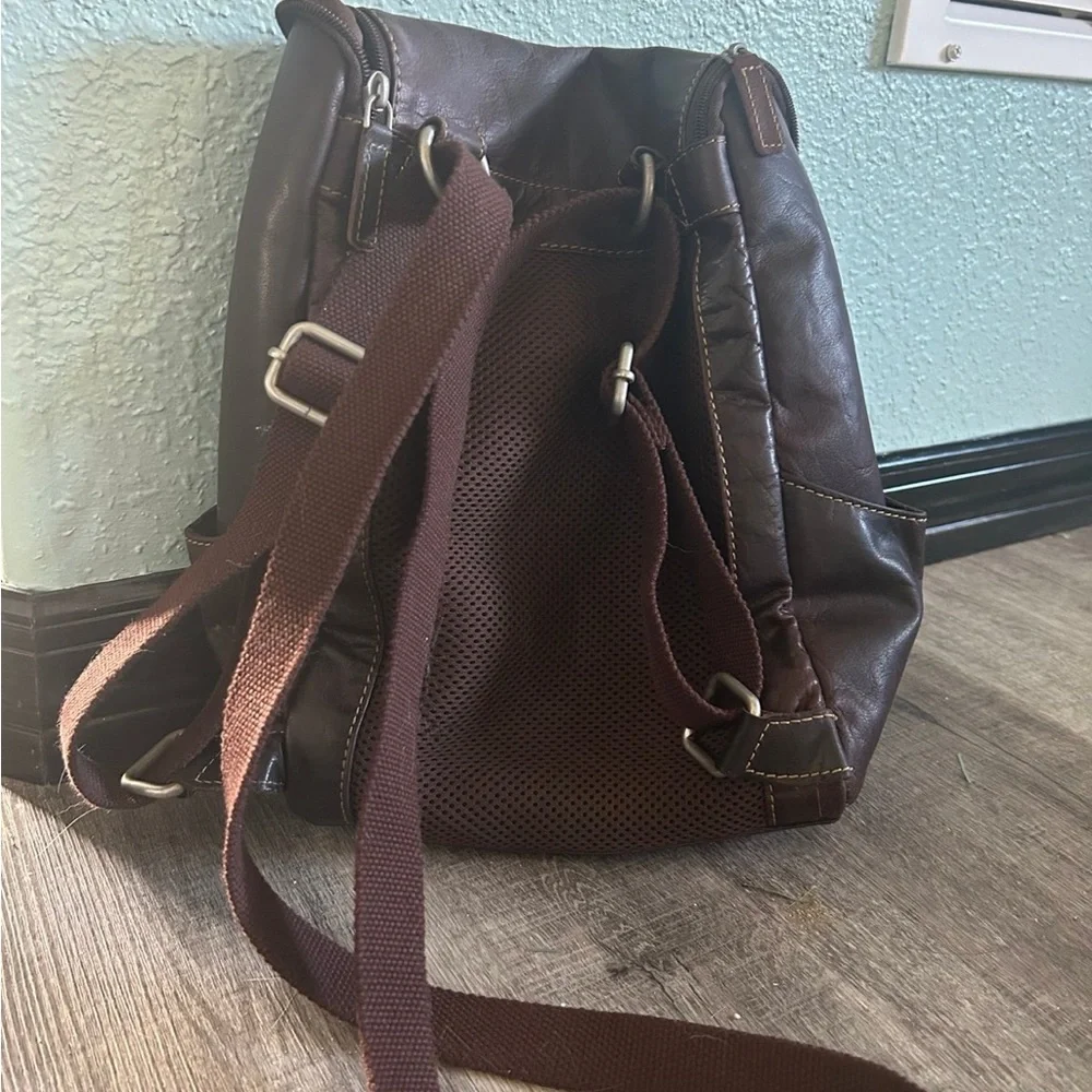 Elegant Dark Brown Women's Leather Backpack